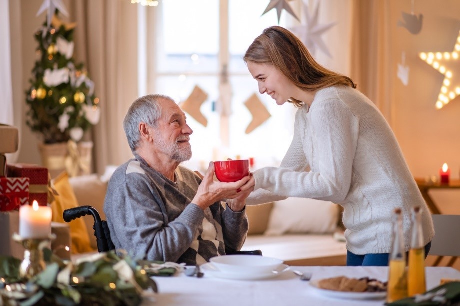 Tips for Caretakers and Loved Ones to Help Aging Adults Have a Happy New Year and Holiday Season